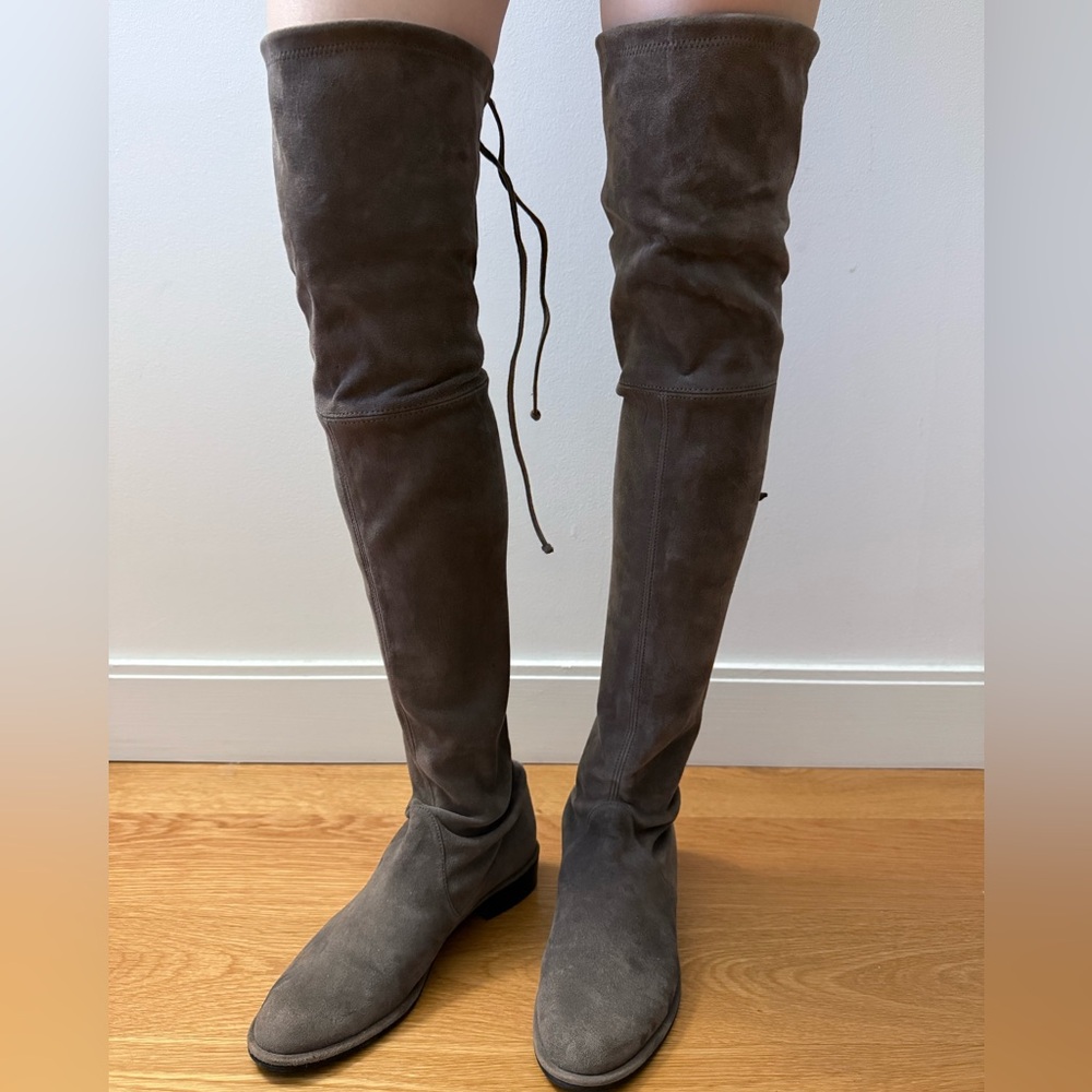 Stuart Weitzman Lowland Boots in Grey Suede